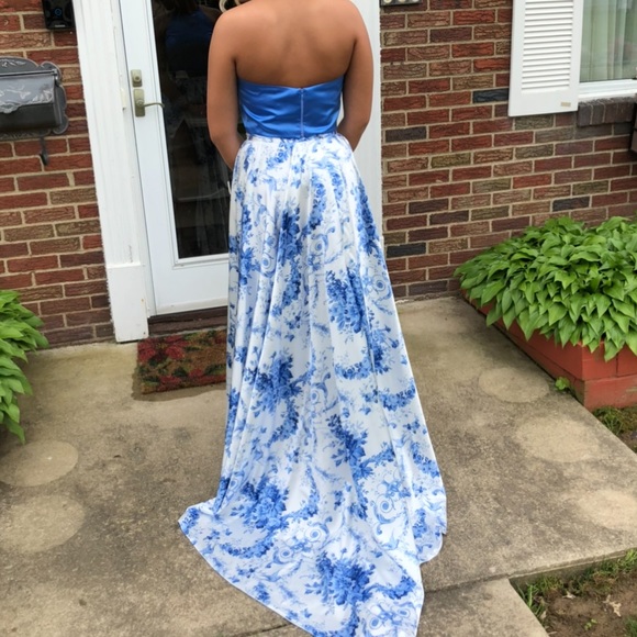 SHERRI HILL PROM DRESS - Picture 2 of 2